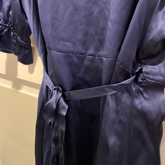 Hill House Blue Silk Wrap Nima Robe - Picture 5 of 11